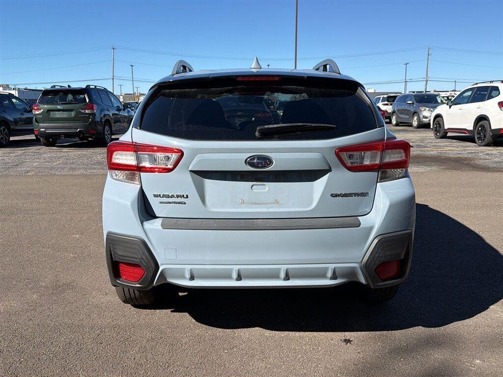 Used 2018 Cool Gray Khaki Subaru Premium image 9