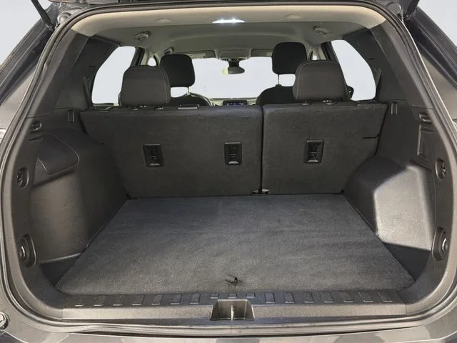 Used 2022 Gray Chevrolet LT image 27