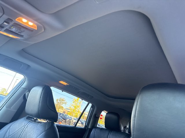 Used 2022 Silver Toyota Platinum image 21