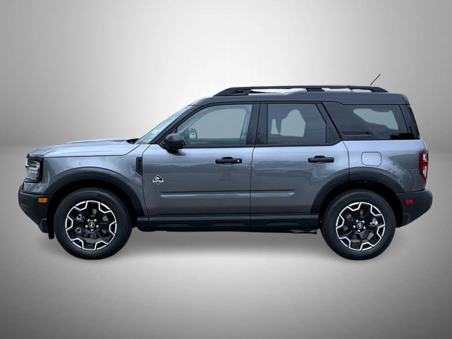 New 2026 Gray Ford Outer Banks image 8