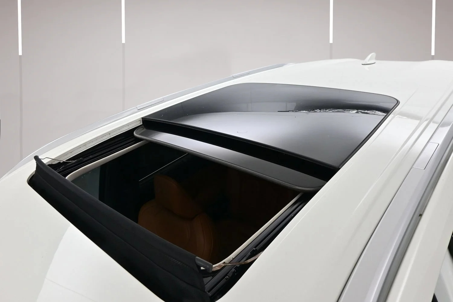 Used 2025 Majestic White INFINITI SENSORY image 23