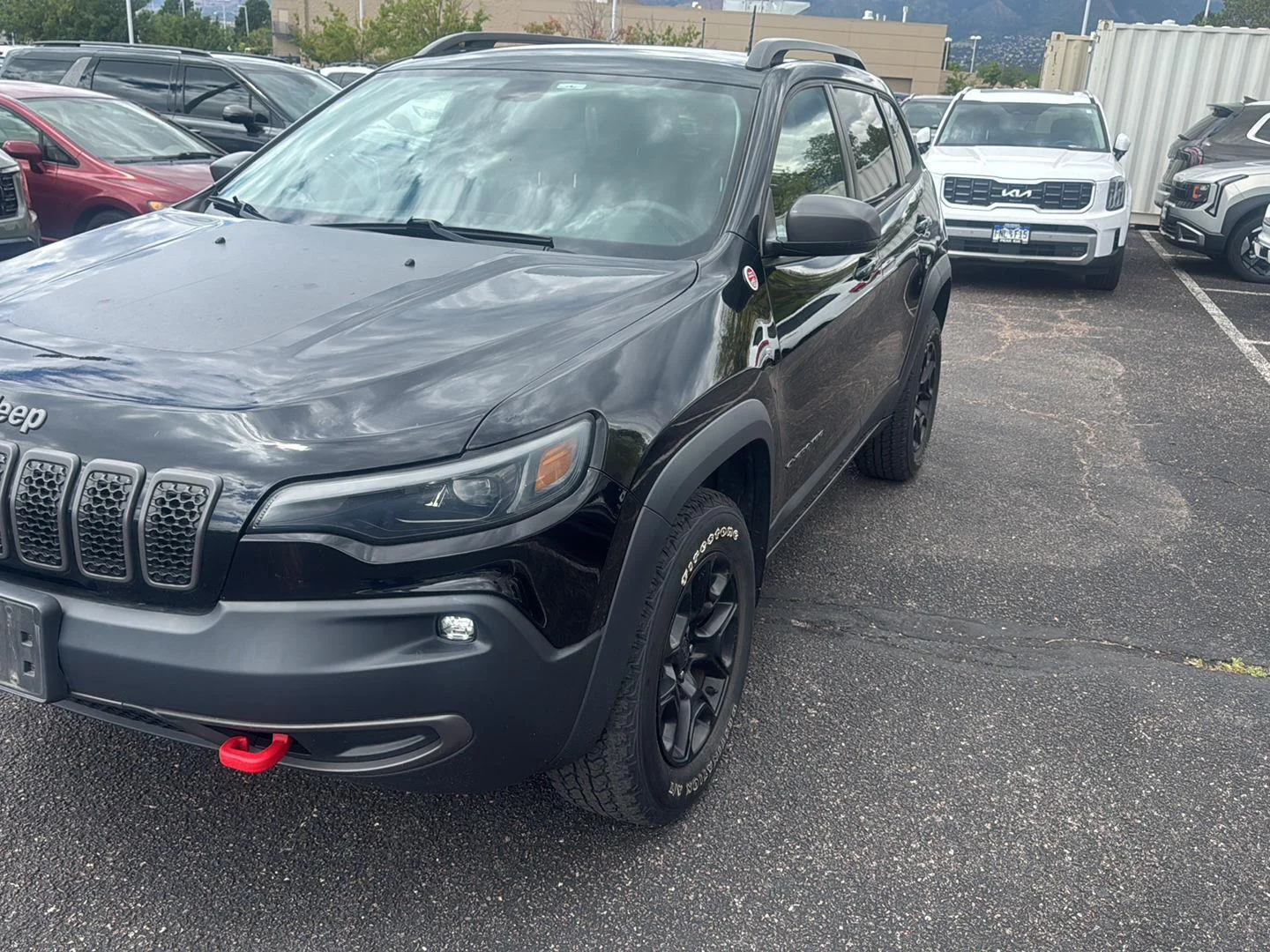 Used 2019 Diamond Black Crystal Pearlcoat Jeep Trailhawk image 3