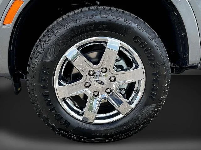 New 2026 Carbonized Gray Metallic Ford Lariat® image 48