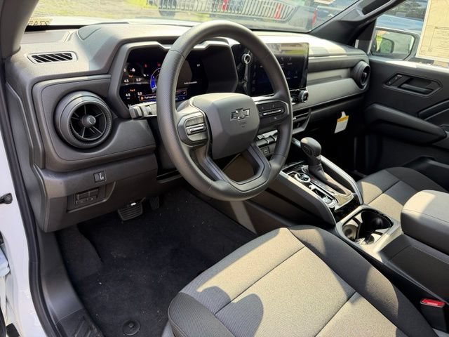 New 2026 Summit White Chevrolet Trail Boss image 17