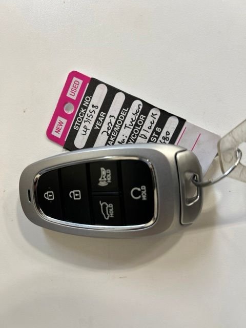 Used 2023 Phantom Black Hyundai SEL image 34