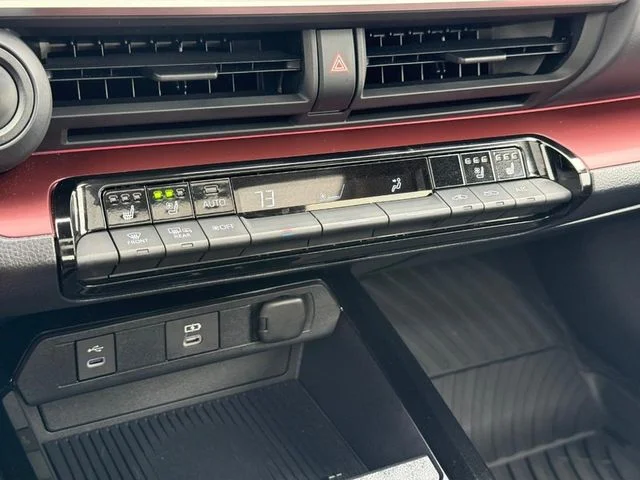 2024 Toyota Prius Prime XSE Premium - Photo 47
