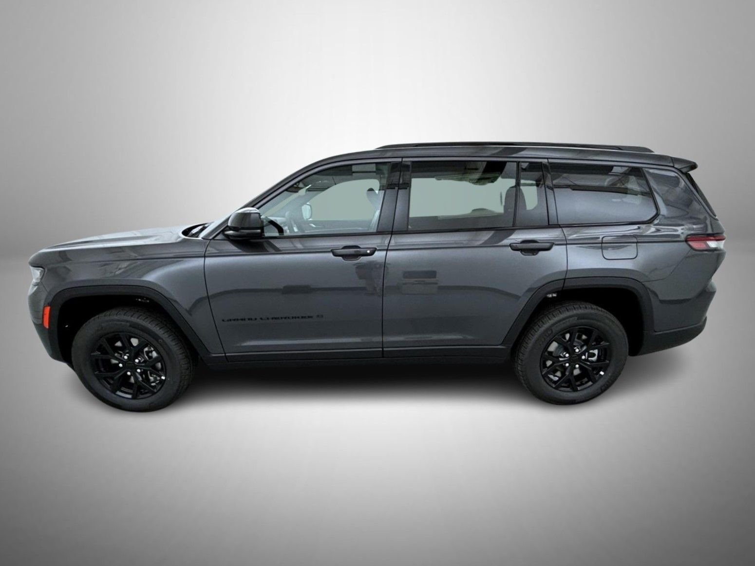 New 2026 Baltic Gray Metallic Clear-Coat Exterior Paint Jeep Altitude image 8