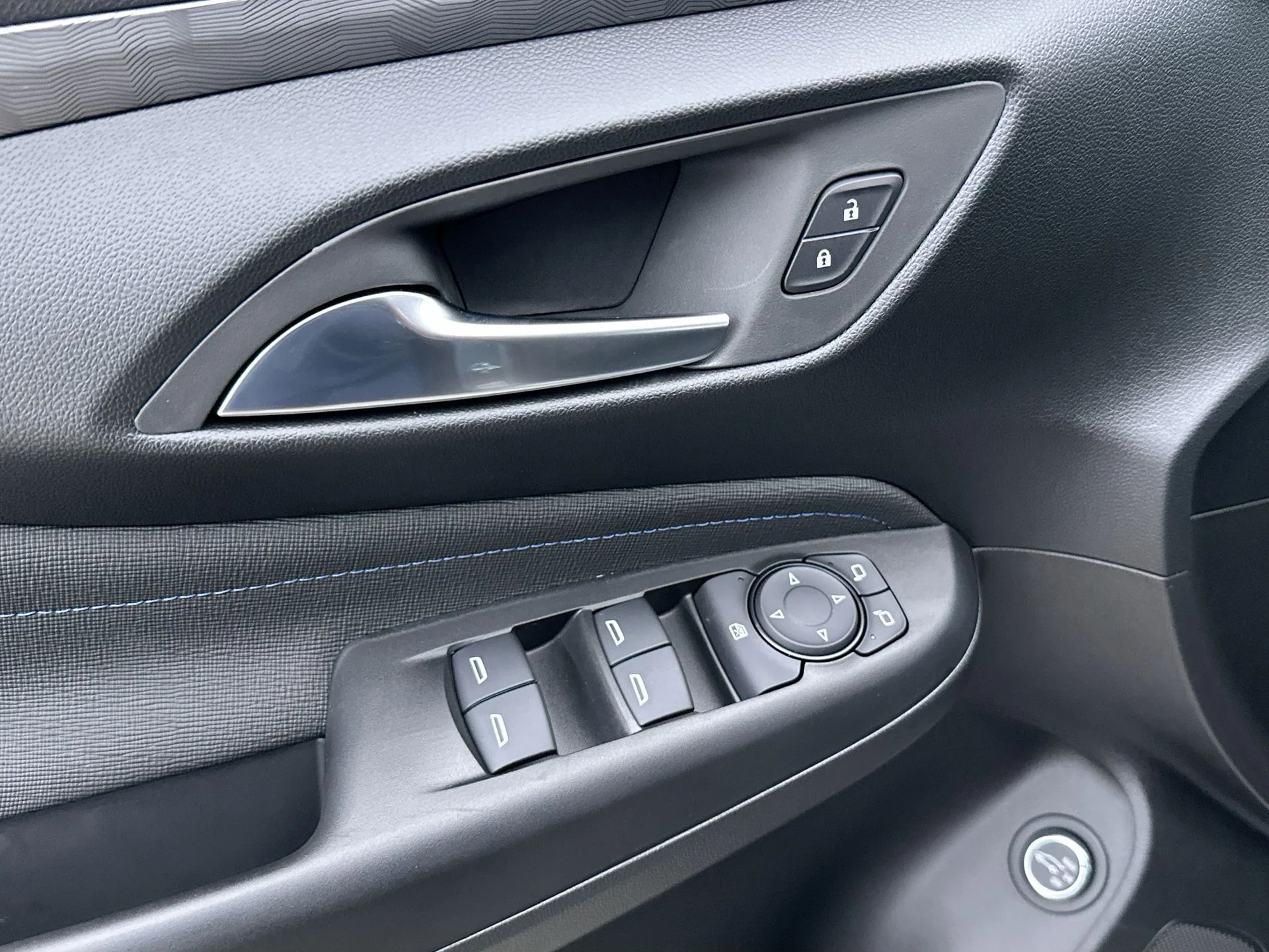 2026 Buick Envista Sport Touring - Photo 65