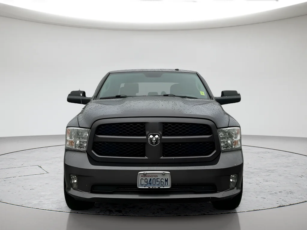 Used 2017 Gray Ram Express image 2