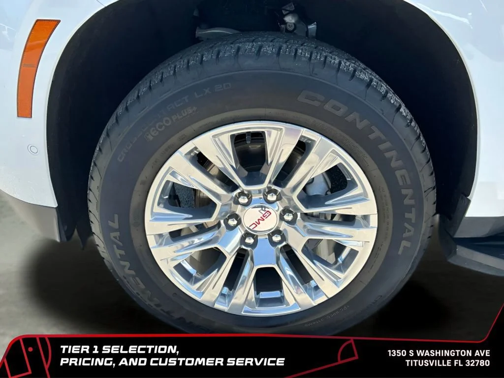Used 2025 Summit White GMC Denali image 19