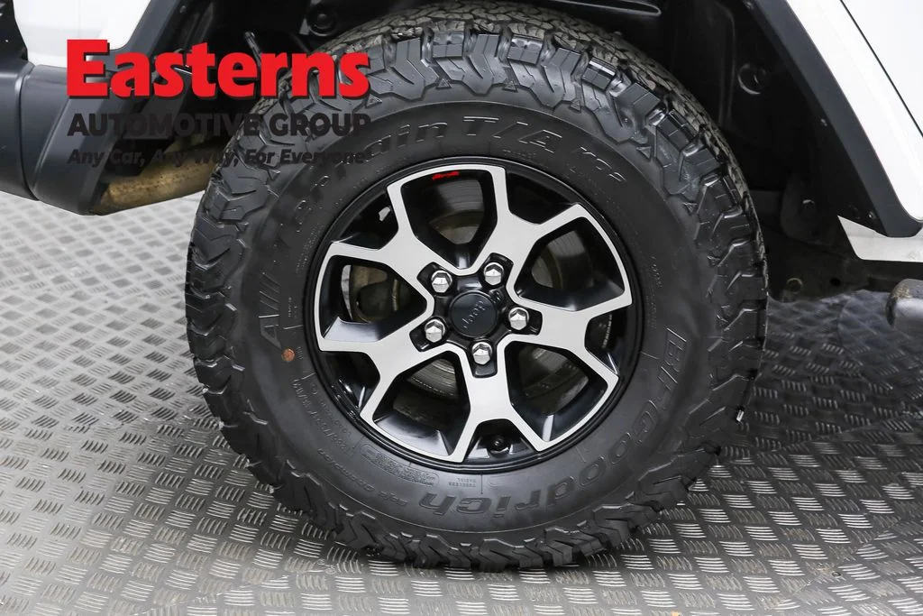 Used 2020 White Jeep Unlimited Rubicon image 33