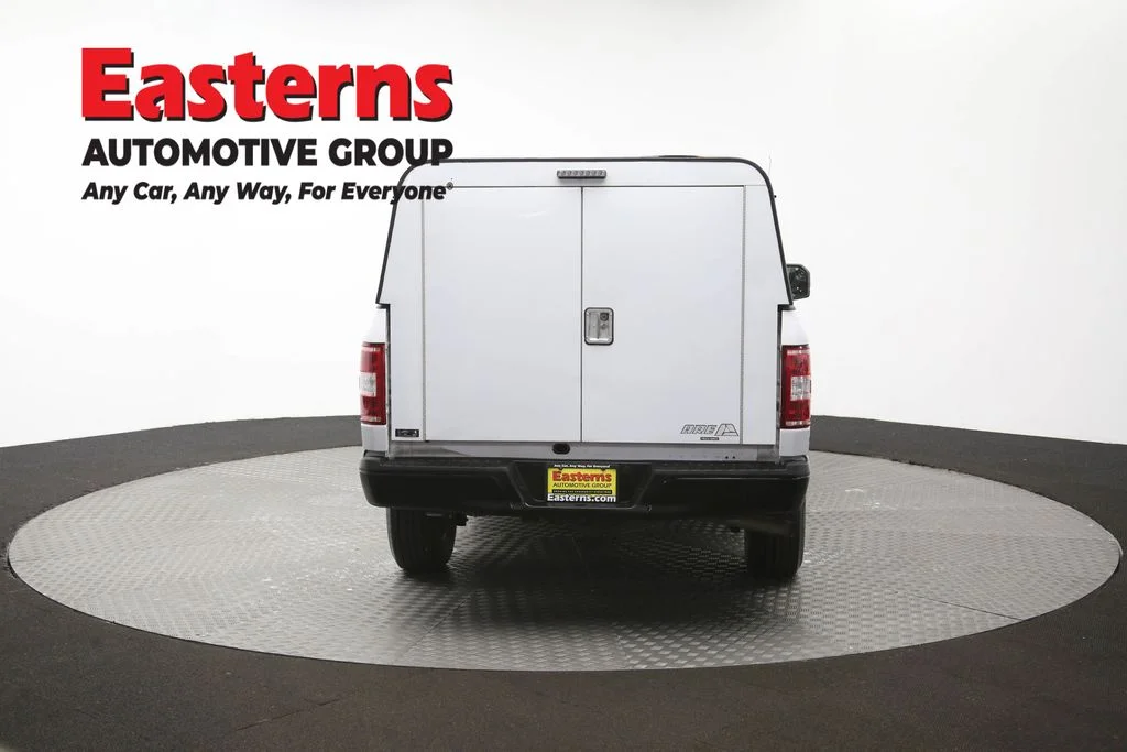 Used 2019 White Ford XL image 35