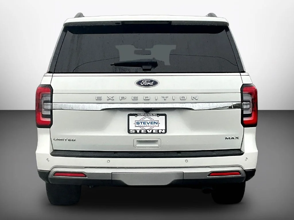 Used 2024 White Ford Limited image 4