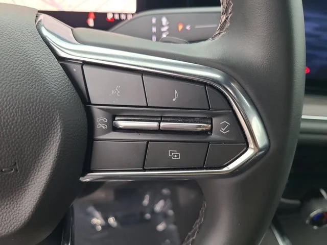 Used 2025 Black Chevrolet LS image 28