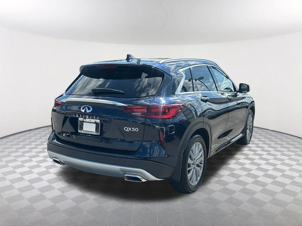 Certified Used 2024 Blue INFINITI LUXE image 5