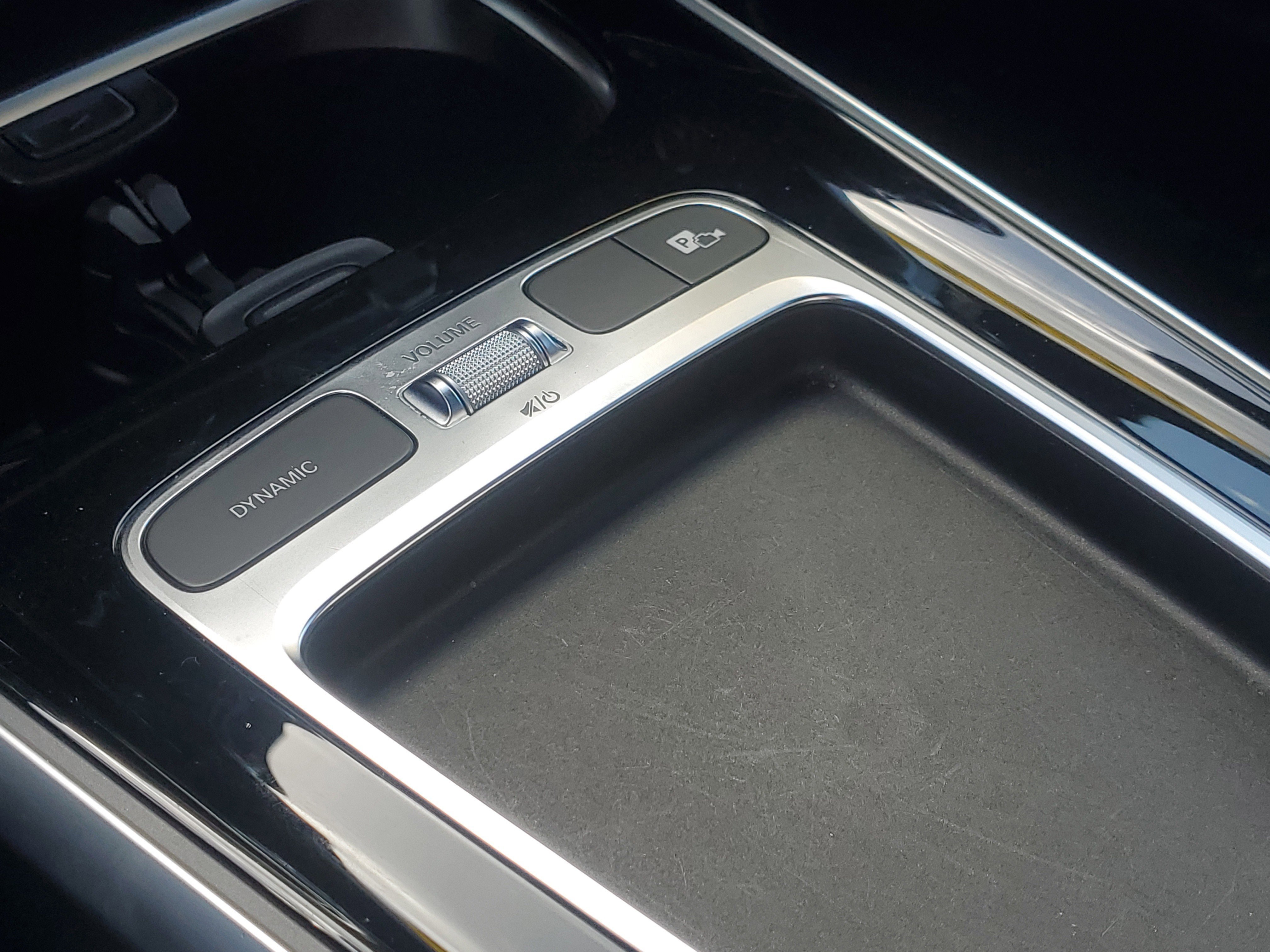 Used 2025 Black Mercedes-Benz GLB 250 image 29