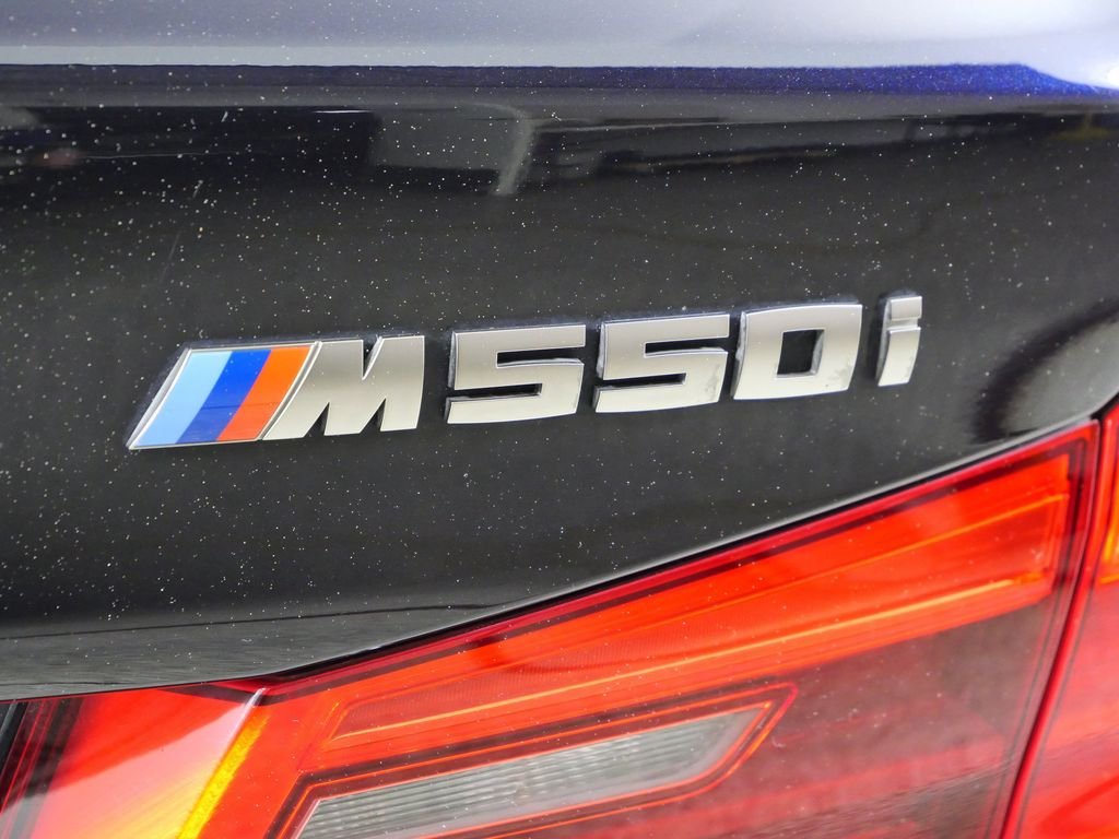 Used 2018 Carbon Black Metallic BMW M550i xDrive image 12