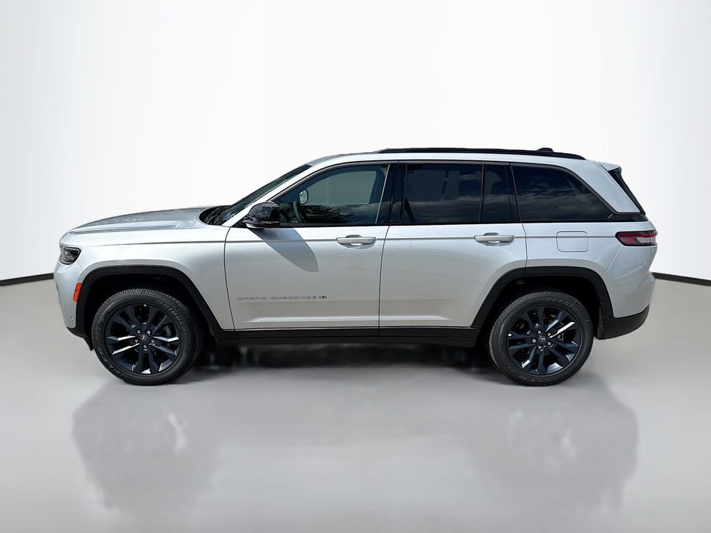 New 2026 Silver Zynith Jeep 85th Anniversary Edition image 7