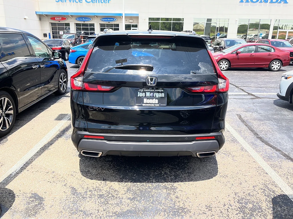 Certified Used 2024 Crystal Black Pearl Honda Sport-L image 5