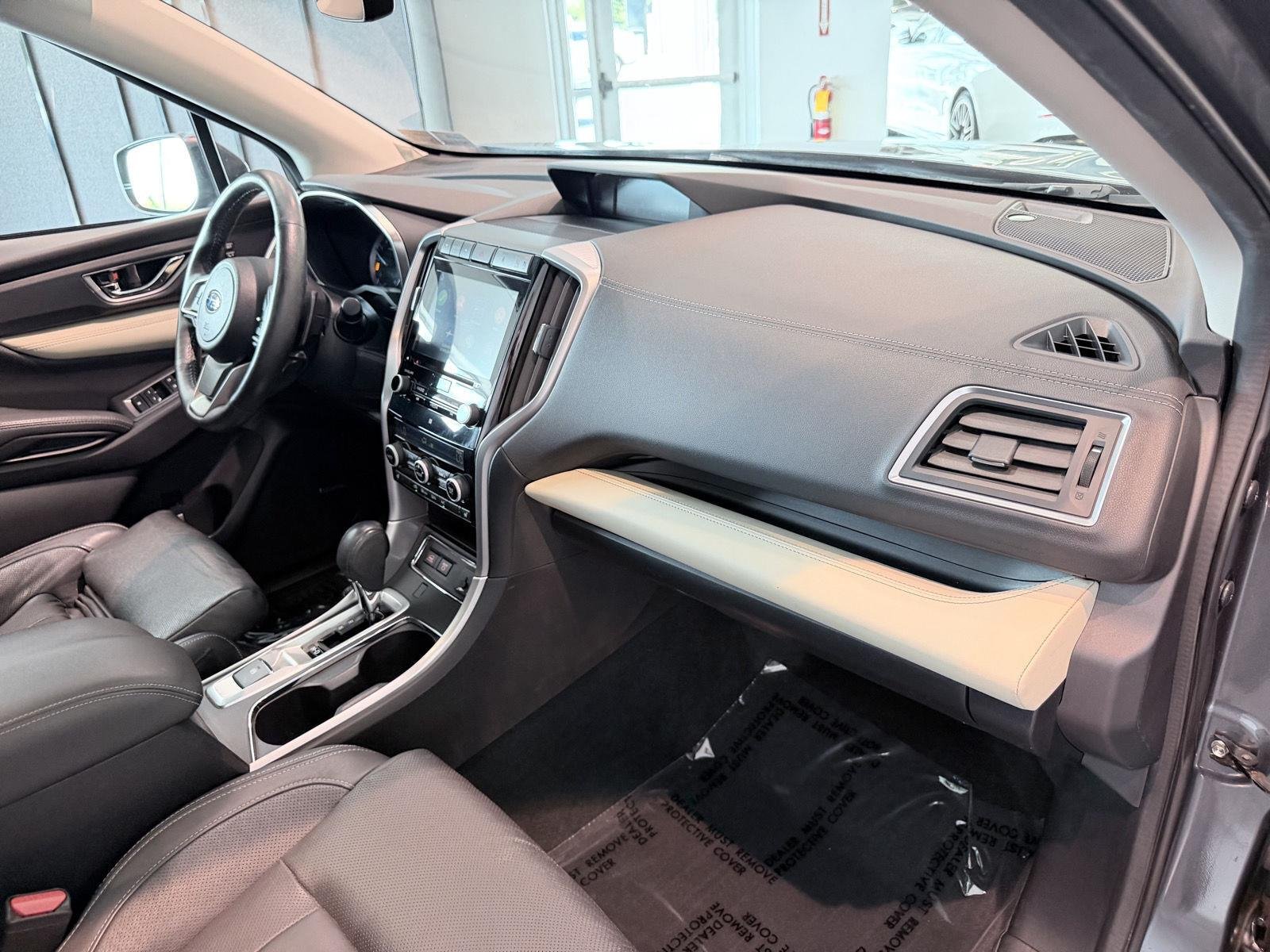 Used 2020 Magnetite Gray Metallic Subaru Limited image 34