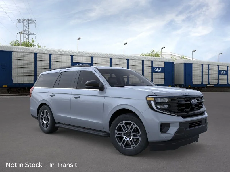 2026 Ford Expedition Active's photo