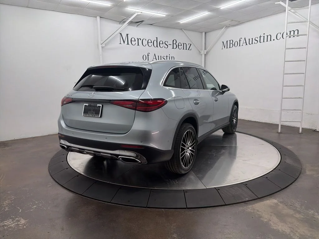 New 2026 Silver Mercedes-Benz GLC 300 image 7