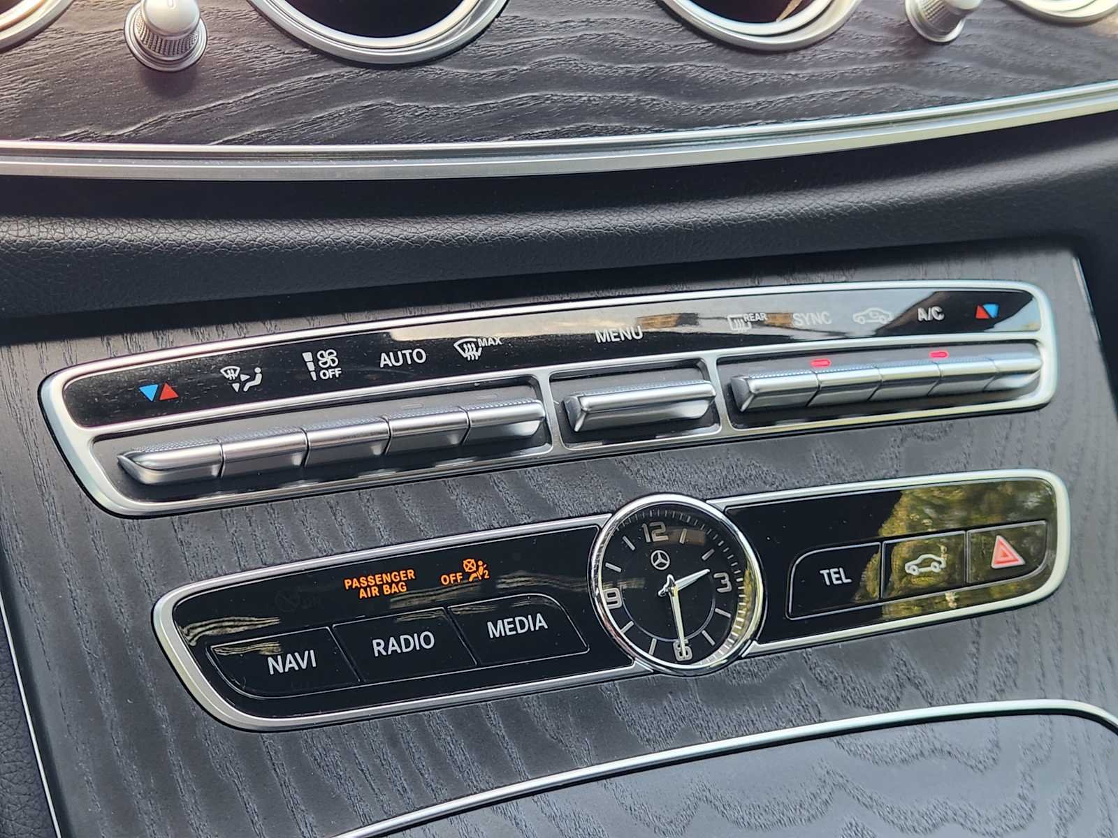 Used 2019 Polar White Mercedes-Benz E 300 image 16