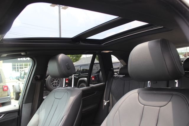 Used 2018 Silver BMW xDrive35i image 23