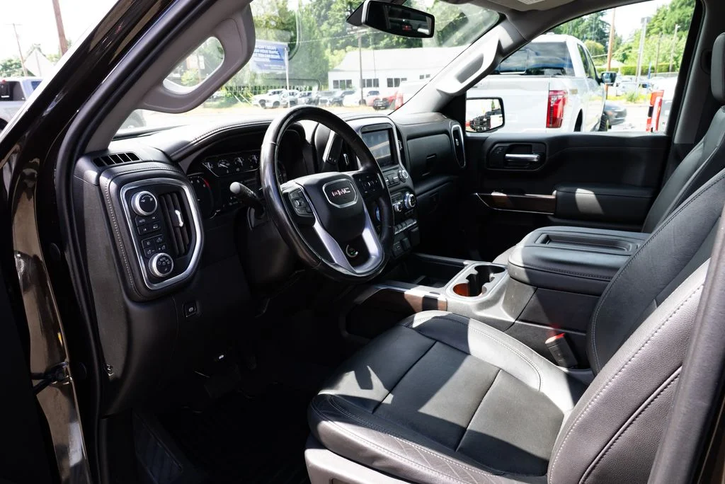 Used 2019 Brown GMC SLT image 18