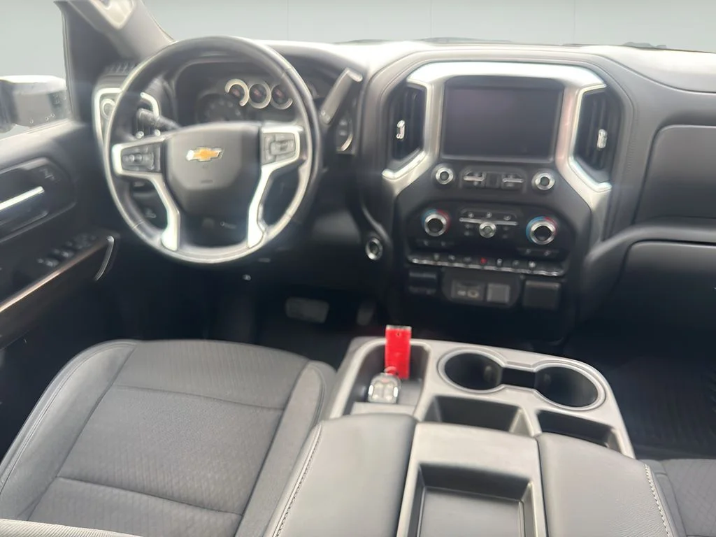 Used 2020 Summit White Chevrolet LT image 19