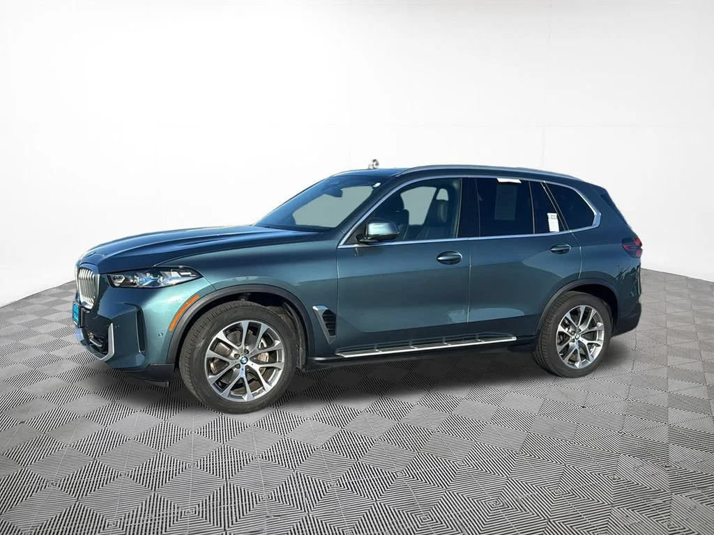 Used 2026 BMW X5 40i with VIN 5UX23EU08T9048397 for sale in Hastings, Minnesota