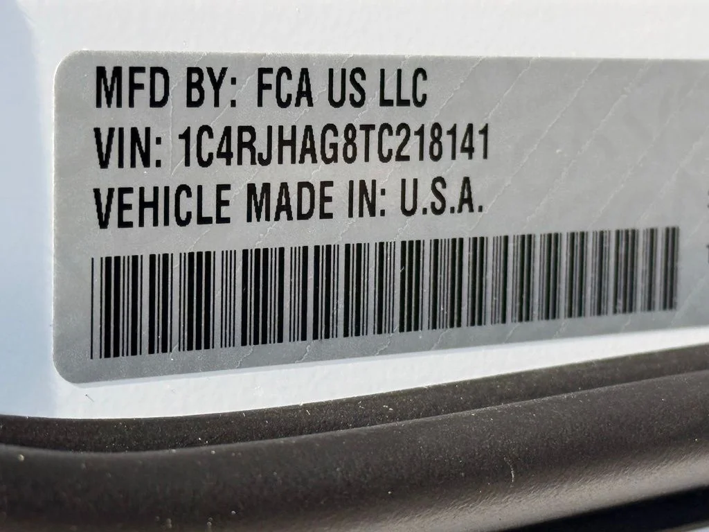 New 2026 Bright White Clearcoat Jeep Laredo image 36