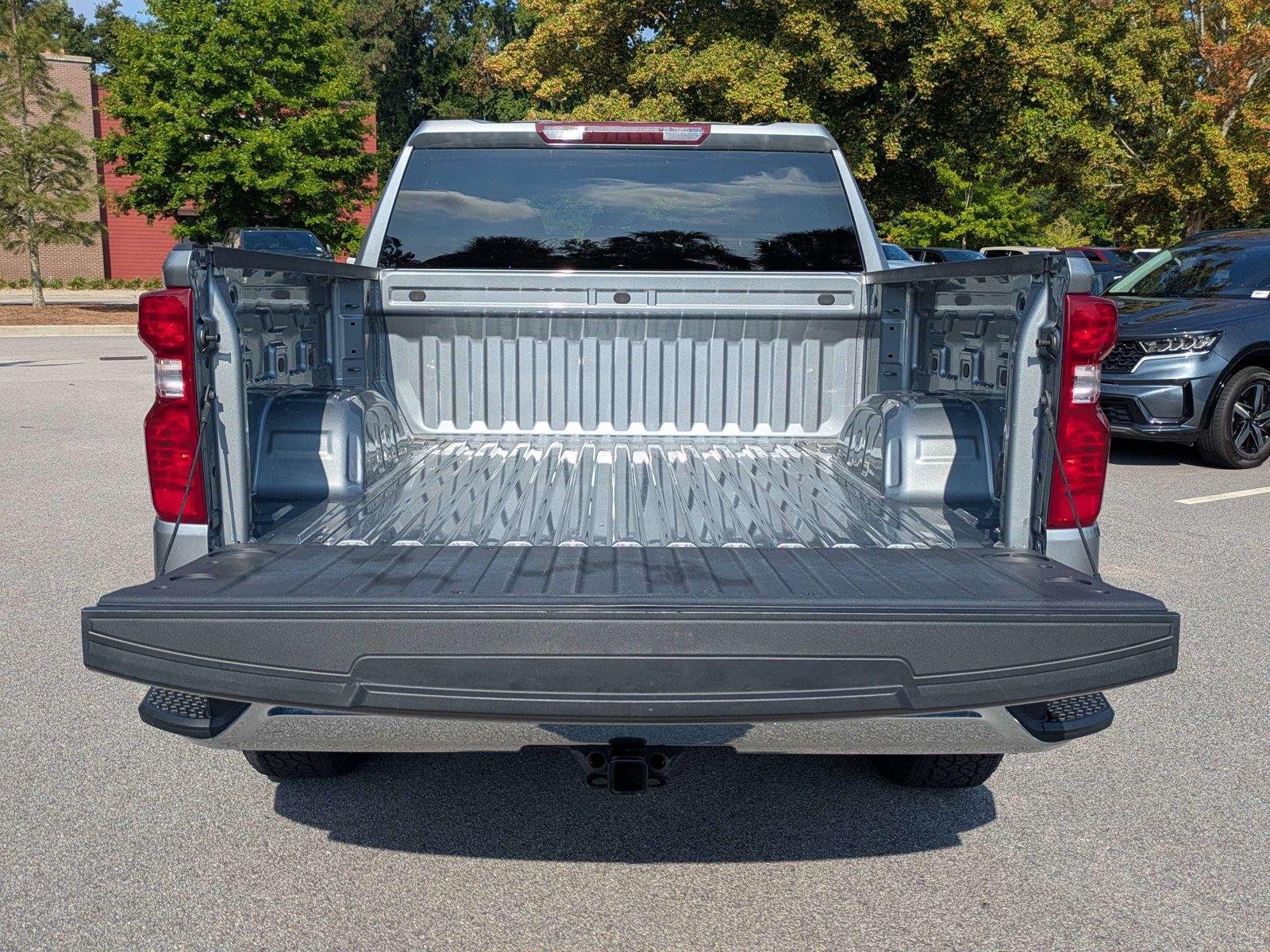 Used 2023 Black Chevrolet LT image 15