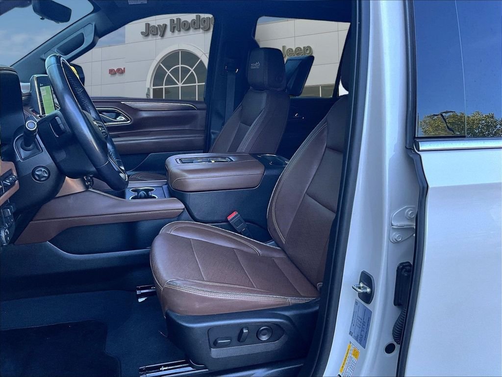 Used 2023 Beige Chevrolet High Country image 25