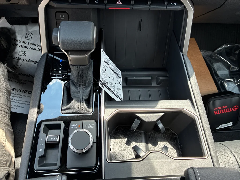2026 Toyota Tundra Limited - Photo 24