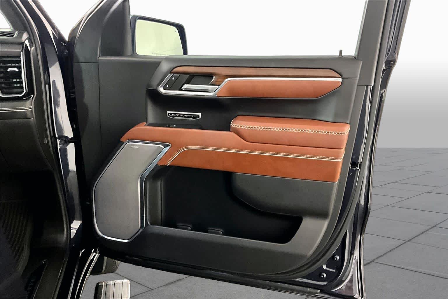 Used 2023 Titanium Rush Metallic GMC Denali Ultimate image 21