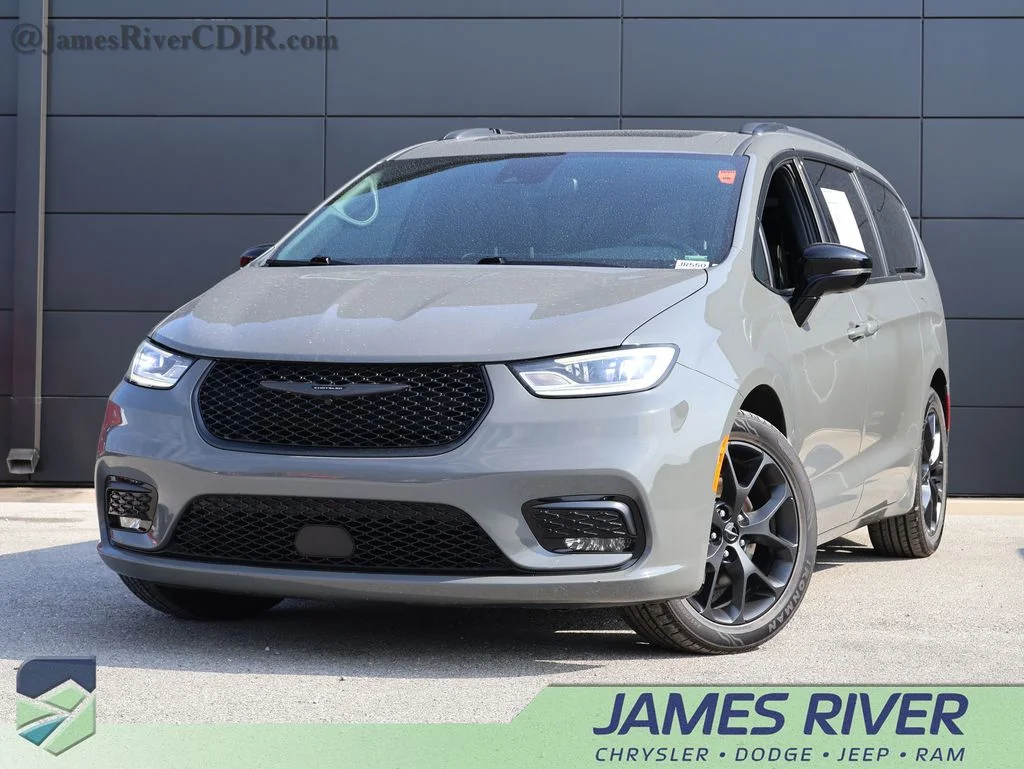 2025 Chrysler Pacifica