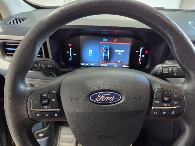 Used 2025 Green Ford XLT image 23