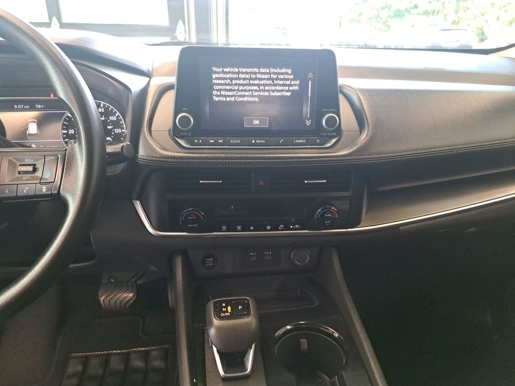 Used 2024 White Nissan SV image 22