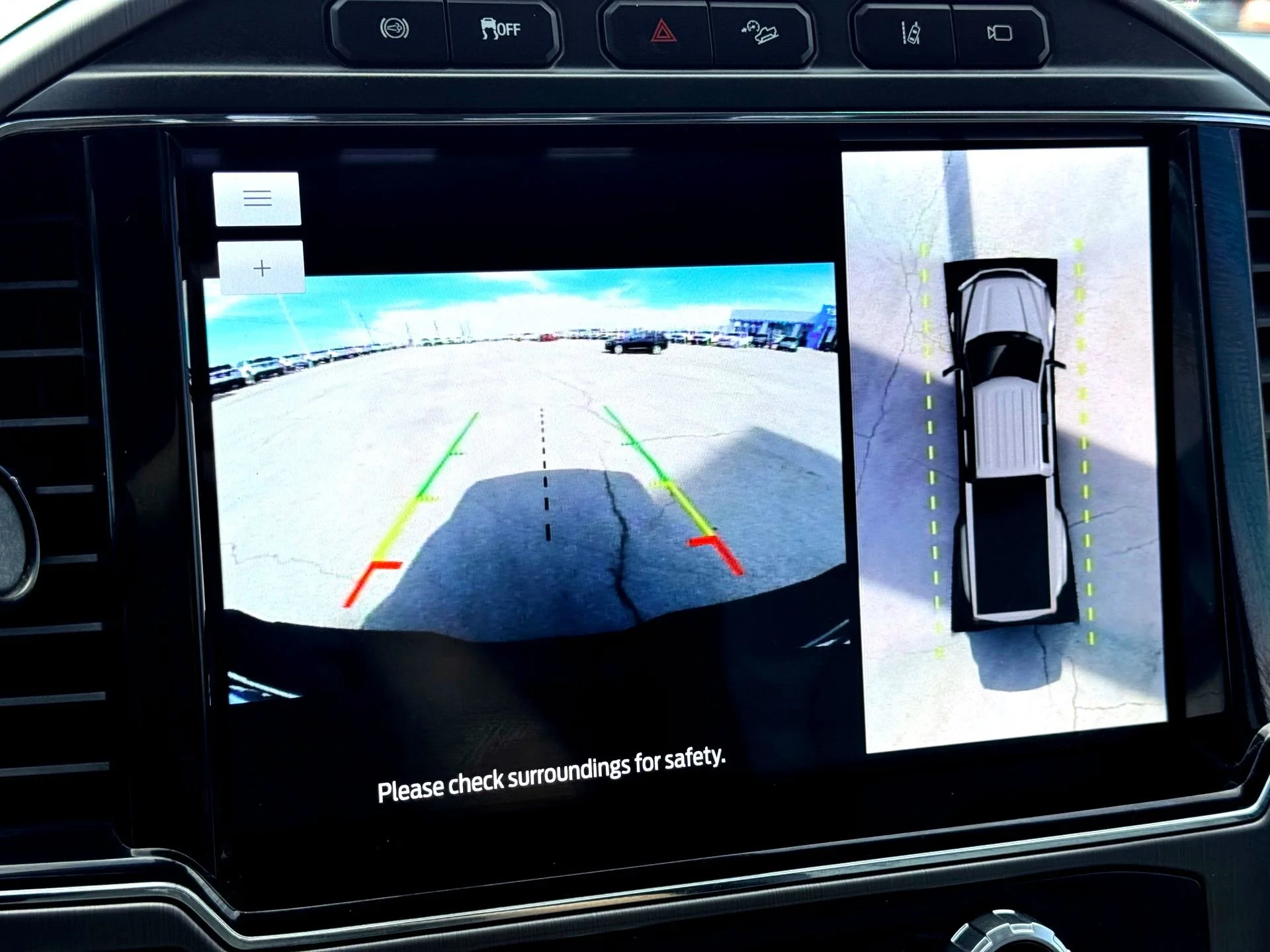 Used 2022  Ford Limited image 36