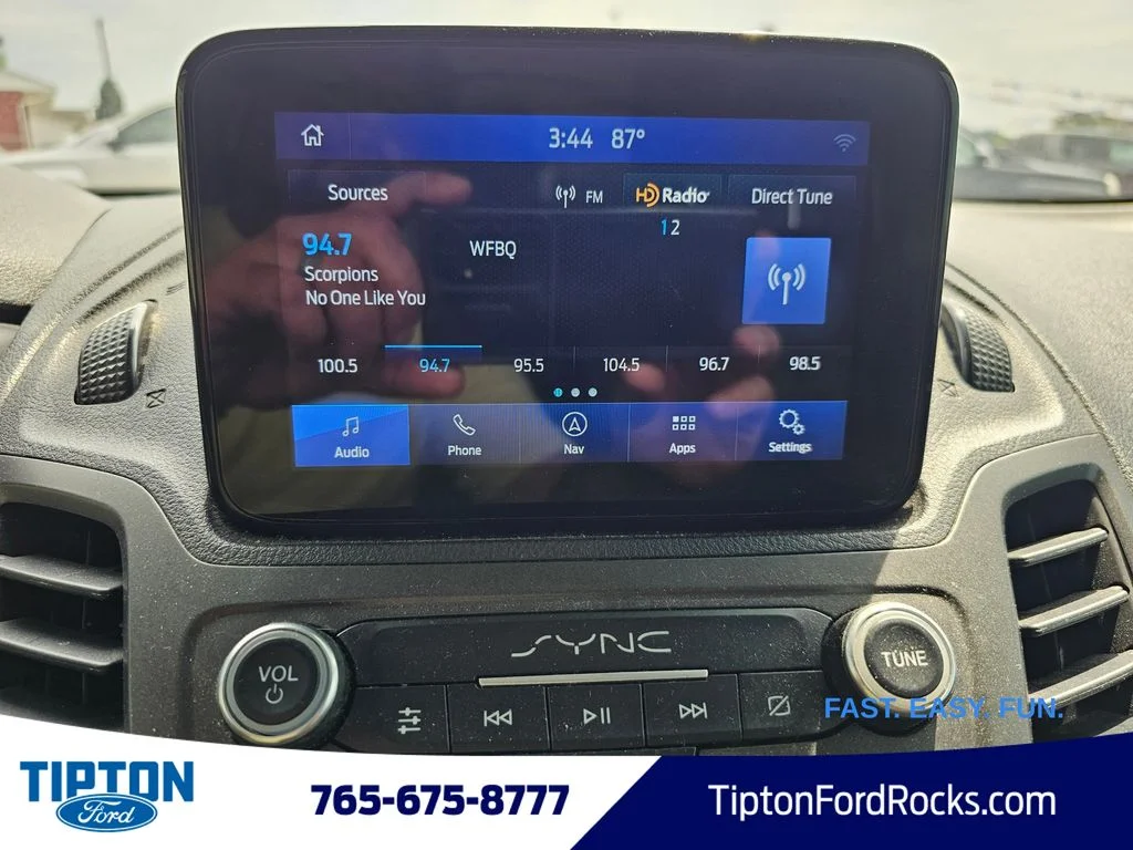Used 2019 Frozen White Ford XLT image 12
