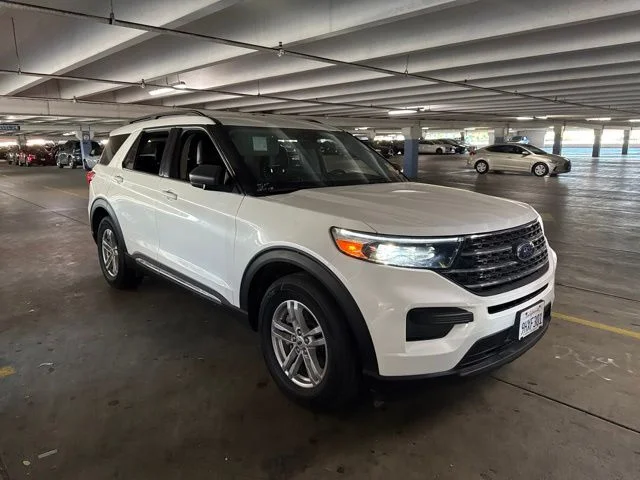 Used 2023 White Ford XLT image 2