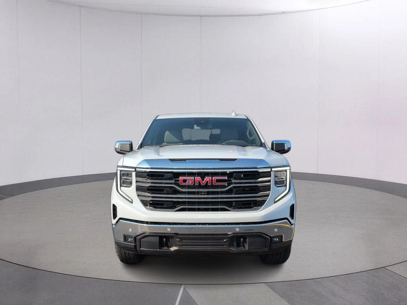 New 2026 Glacier White Tricoat GMC SLT image 9