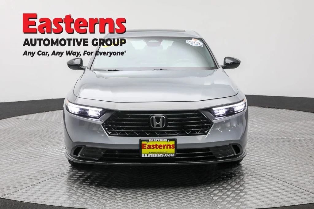 Used 2025 Gray Honda Sport image 2