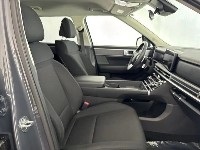 Used 2025 Gray Hyundai SE image 20