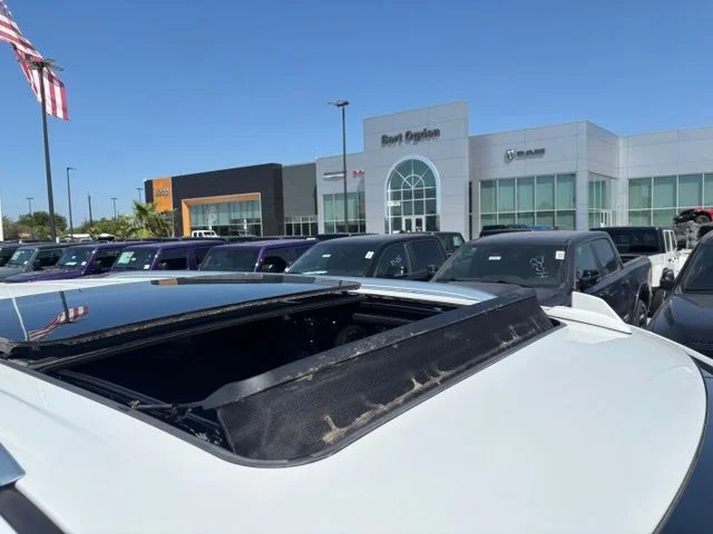 Used 2023 White GMC Denali image 7