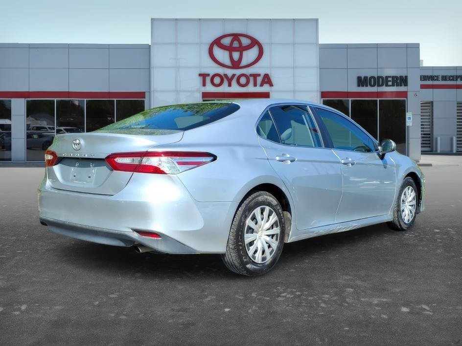 Used 2018 Celestial Silver Metallic Toyota L image 5