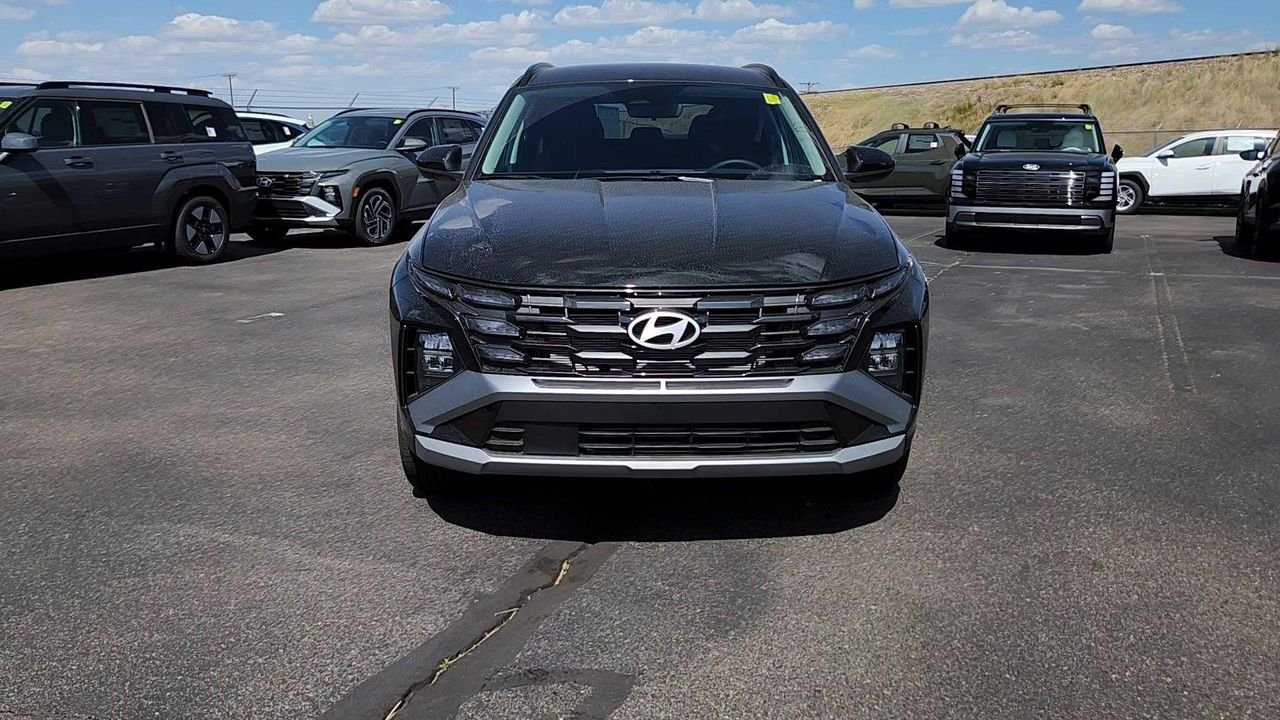 New 2026 Phantom Black Hyundai SEL AWD image 4