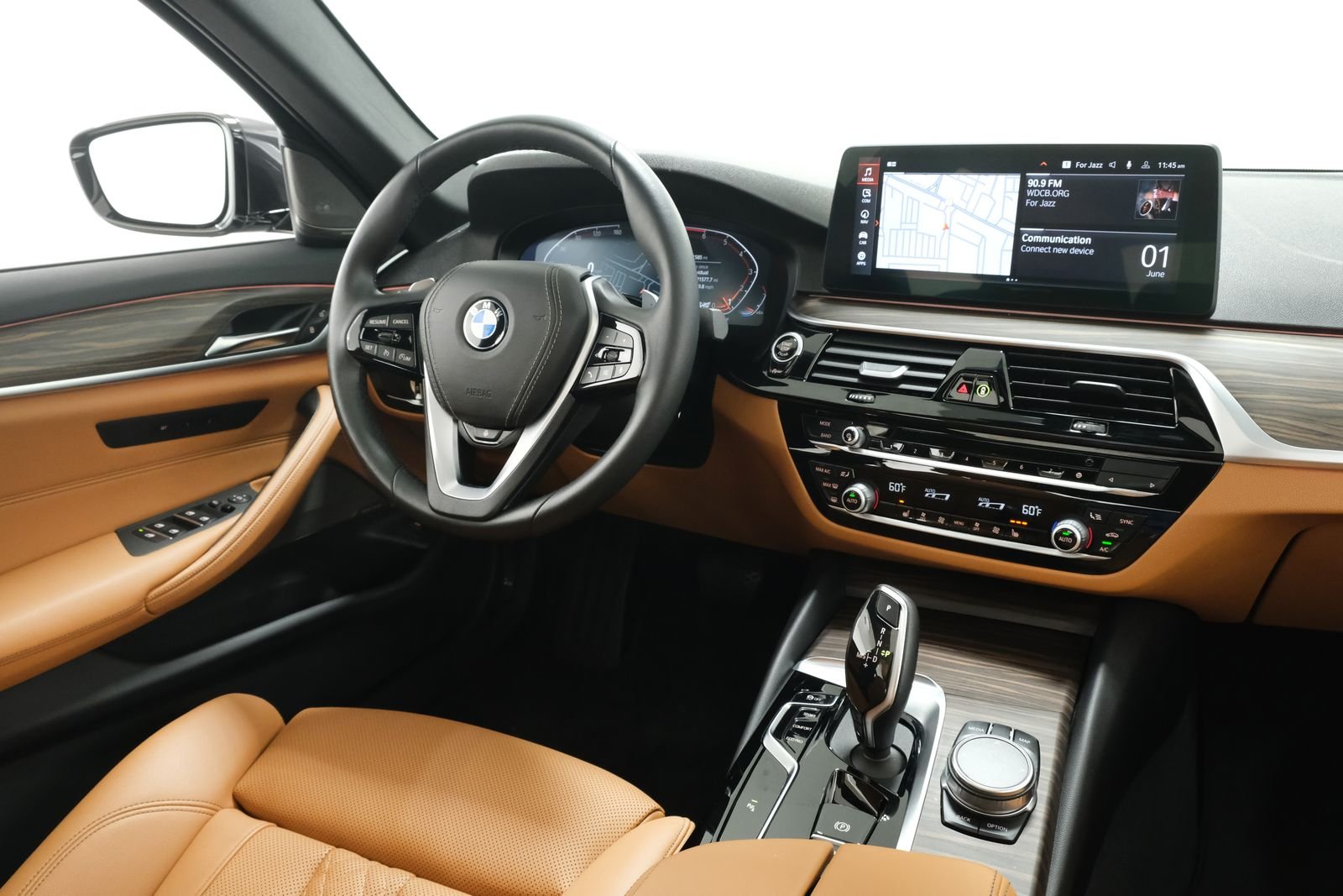 Used 2023 Dark Graphite Metallic BMW 530i xDrive image 10