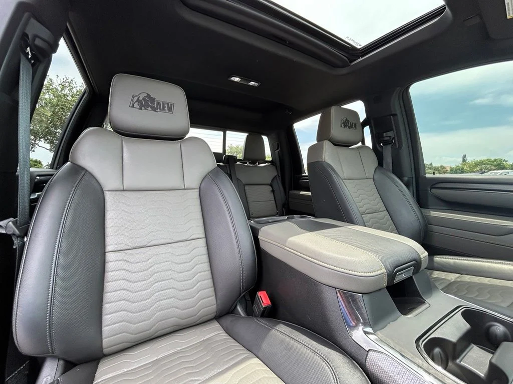 Certified Used 2025 Slate Gray Metallic Chevrolet ZR2 image 35